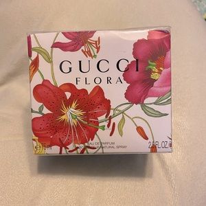 Gucci Flora Eau De Parfum